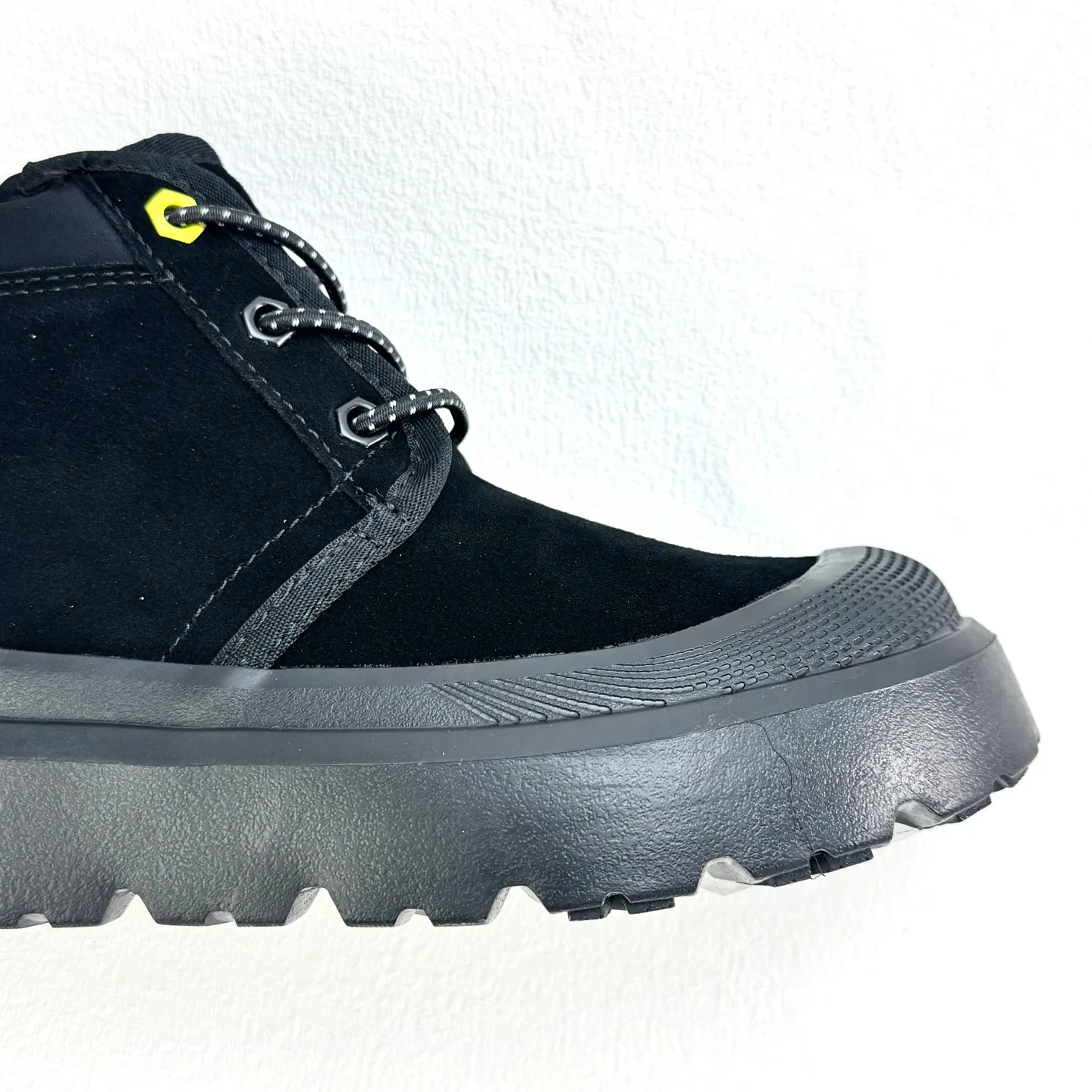 Local 💰600 [Wang Yibo's same style 3991UGG waterproof Tasman high top] The upper is made of high-mercerized cow suede, with fine texture and good gloss, non-currency cow suede! The outsole is made of a combination of injection molding and IP foam (referred to as the original sole). It requires multiple processes and high costs. It is lightweight and feels better on your feet. It is a one-piece, ready-made outsole that is not a currency! Sheep fur lining, warm and skin-friendly size: 35 36 37 38 39 40 41 42 43 44 45